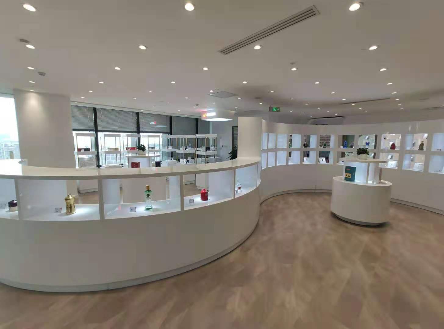 金融城華工圖像,科技行業展柜